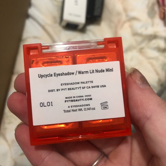 NEW Pyt Mini Eyeshadow Palette - Picture 3 of 3